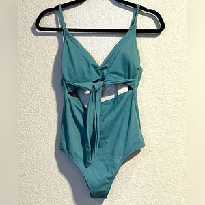 Shade and shore one piece Bikini, green, size small